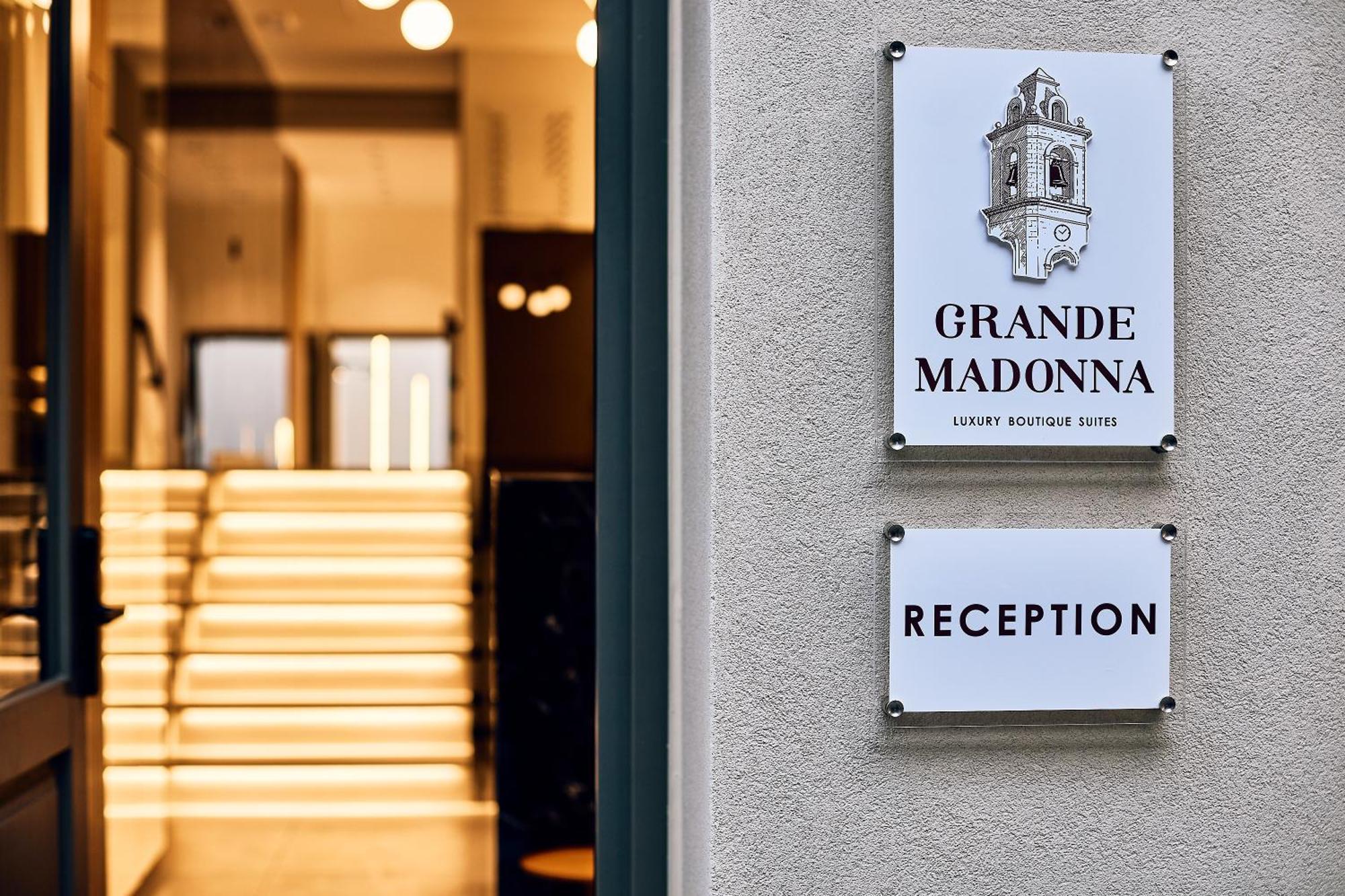 Grande Madonna Luxury Boutique Suites Ретимно Екстериор снимка