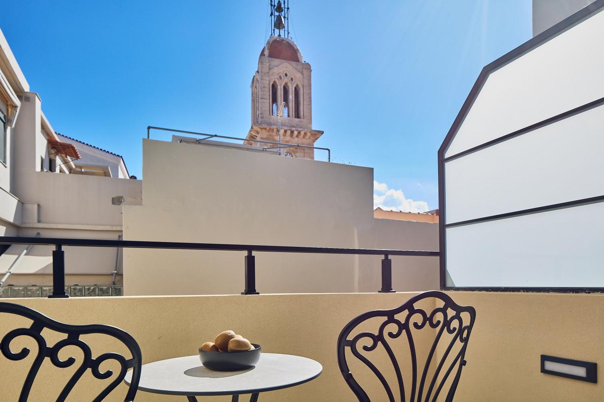 Grande Madonna Luxury Boutique Suites Ретимно Стая снимка